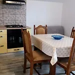 Dada Διαμέρισμα